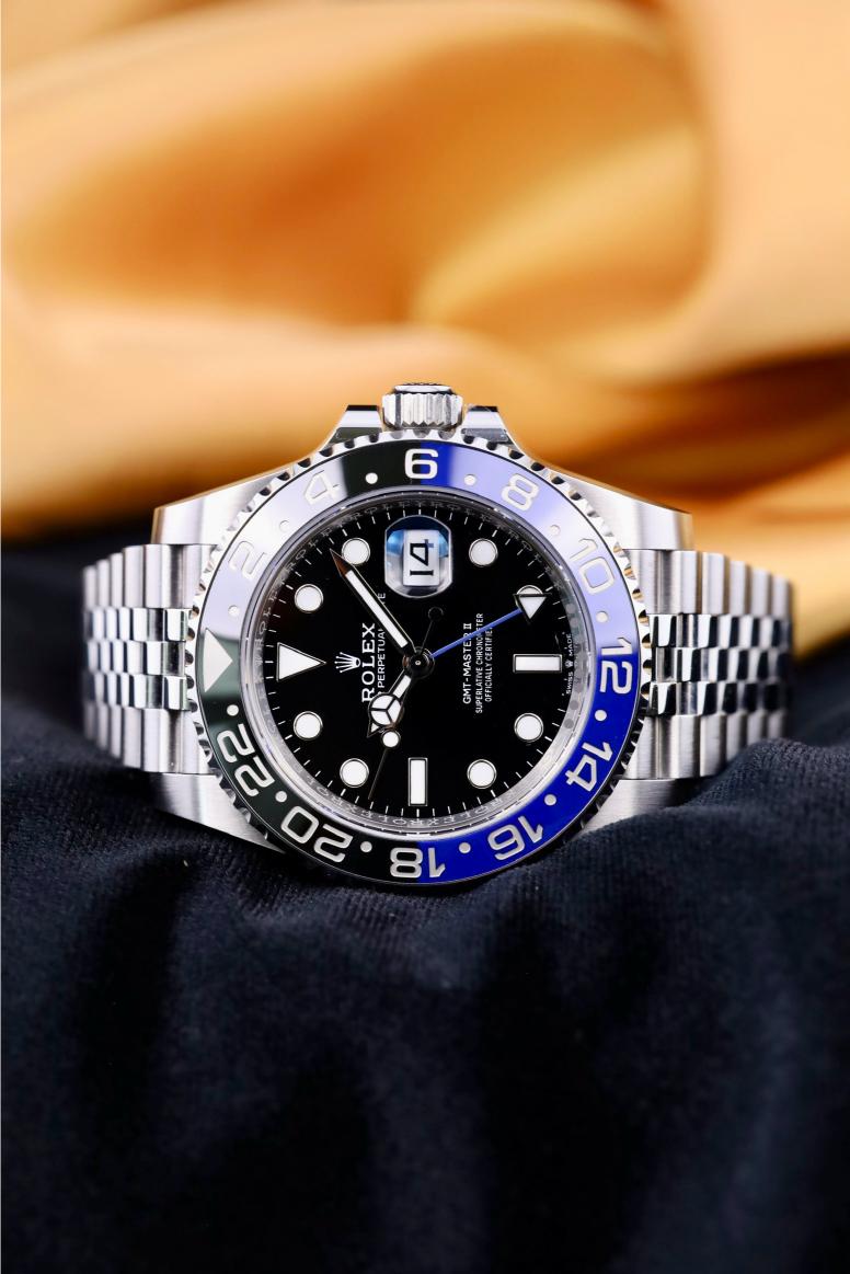 Rolex GMT-Master II 40mm Black Dial Cerachrom Bezel Oyster Bracelet (Batgirl) - 126710BLNR - 2025