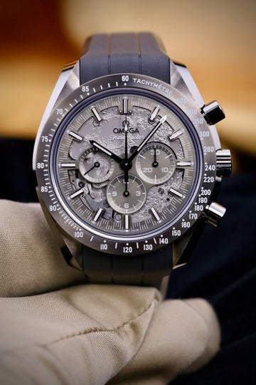 Omega Speedmaster Moonwatch Grey Side of the Moon / Rubber - 310.92.44.50.06.002 - 2026